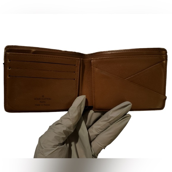 Louis Vuitton Customizable Multiple Wallet - Picture 9 of 11